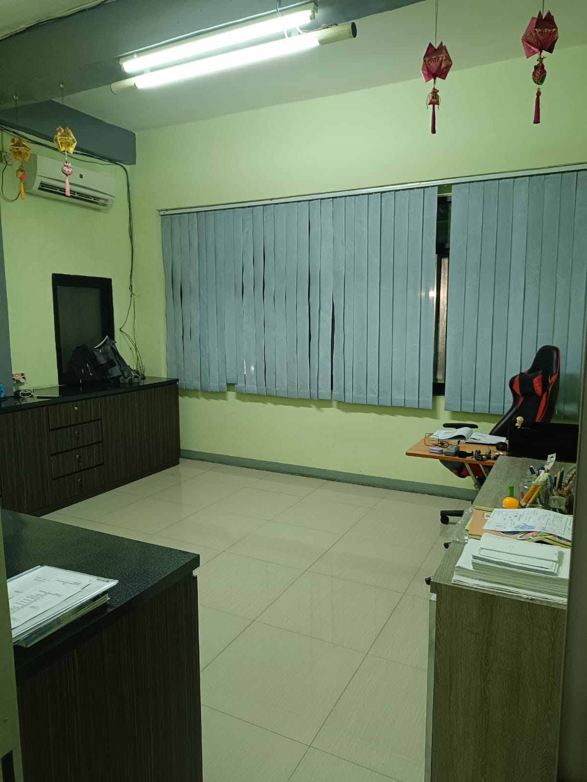 Jual ruko full furnished dan siap huni di Tamansari, Jakarta