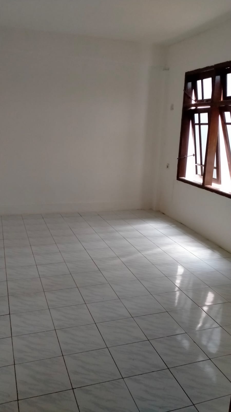 Jual Rumah tua mewah dan siap huni di Komplek Garuda, Pancoran