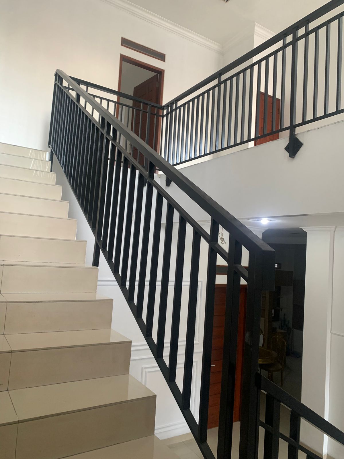 Jual rumah bagus dan siap huni di Tebet, Jakarta Selatan