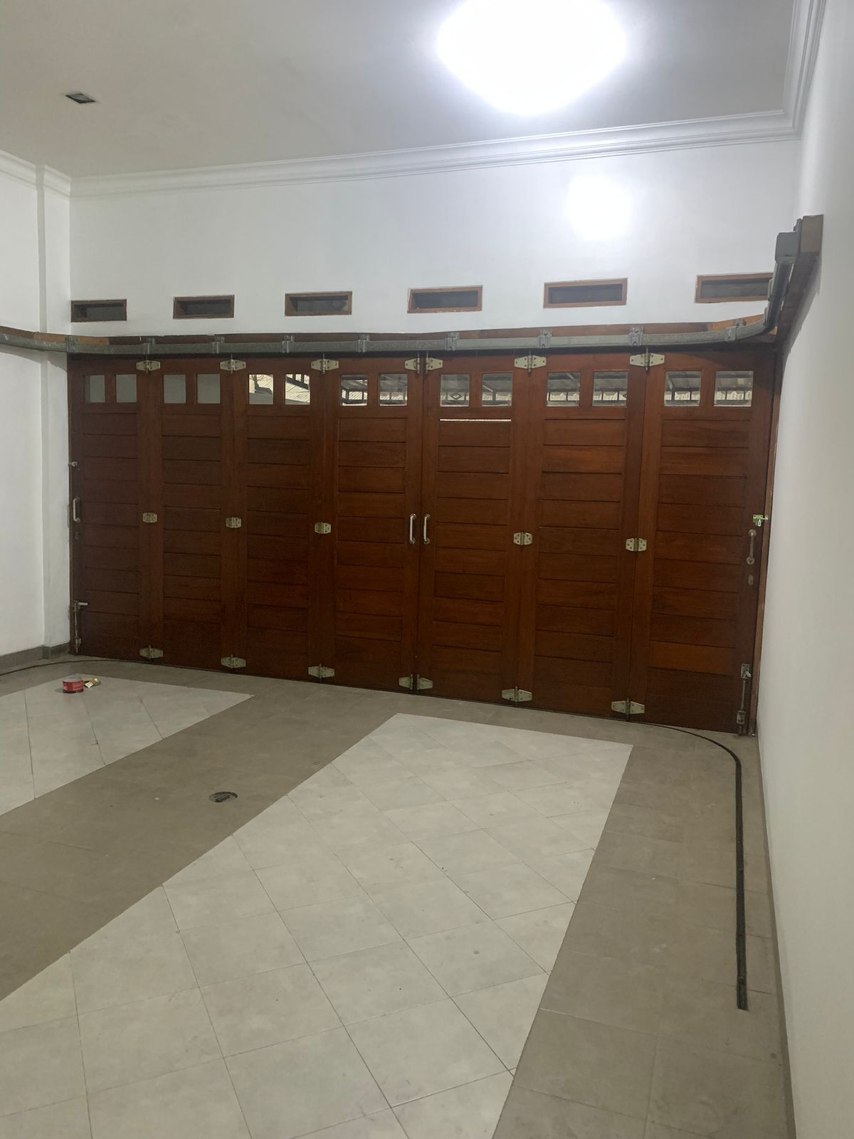 Jual rumah bagus dan siap huni di Tebet, Jakarta Selatan