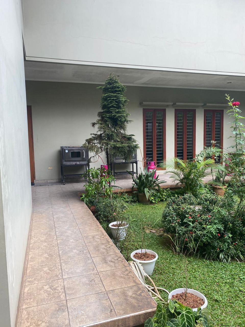 Jual rumah di Cilandak Barat, Jakarta Selatan