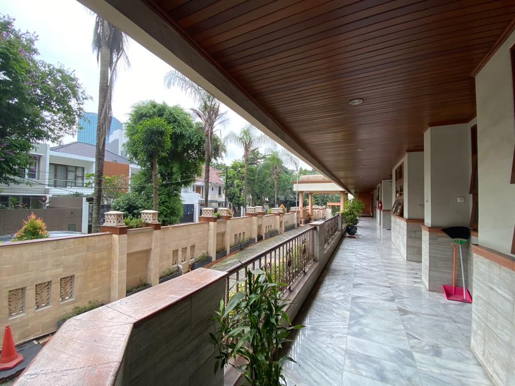 Dijual EXECUTIVE MANSION, LOW RISE APARTMENT Jl. Wijaya, JakSel