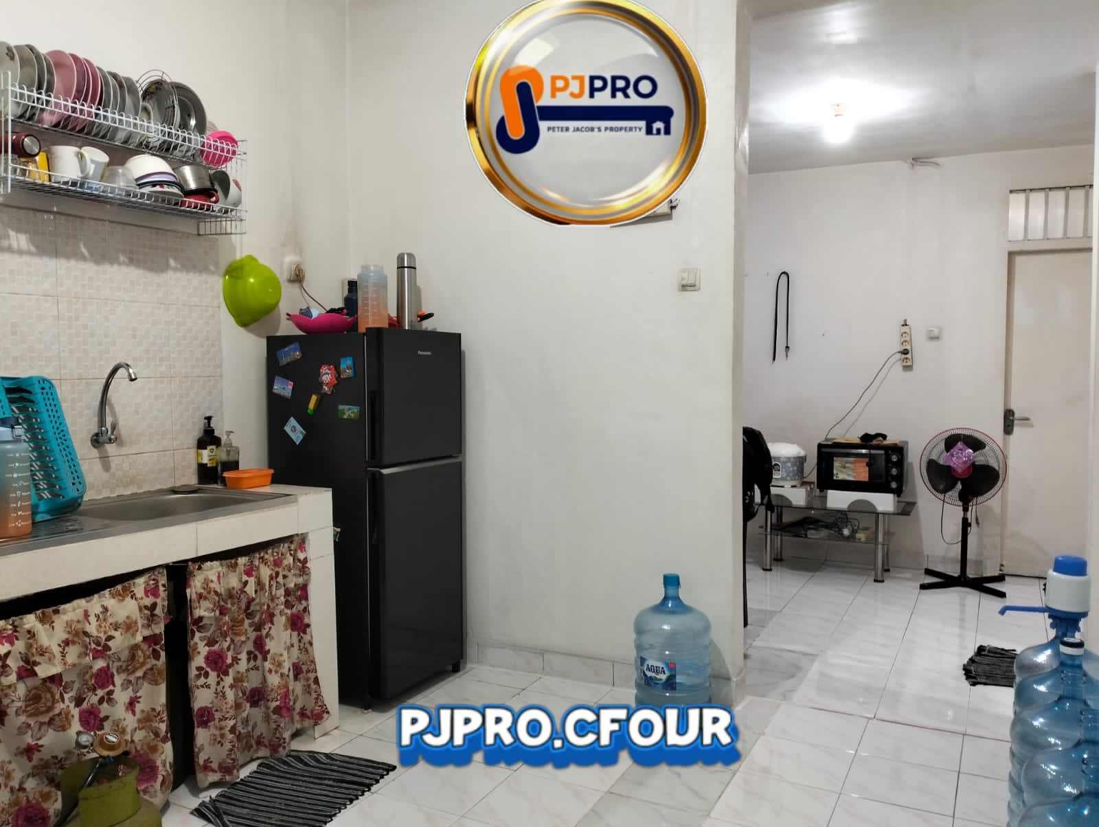 Dijual Rumah dengan Area Bebas Banjir di Villa Indah Permai