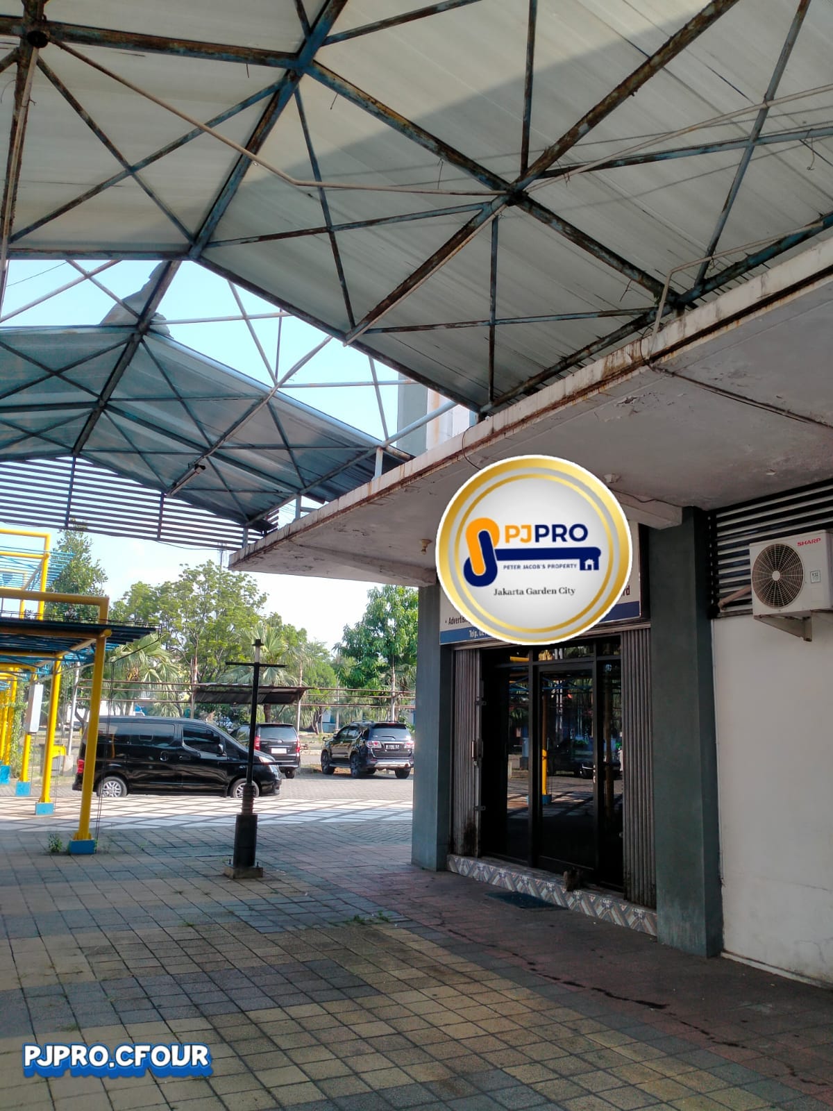 Dijual Ruko 1unit Posisi Hook di Sentra Bisnis Harapan Indah
