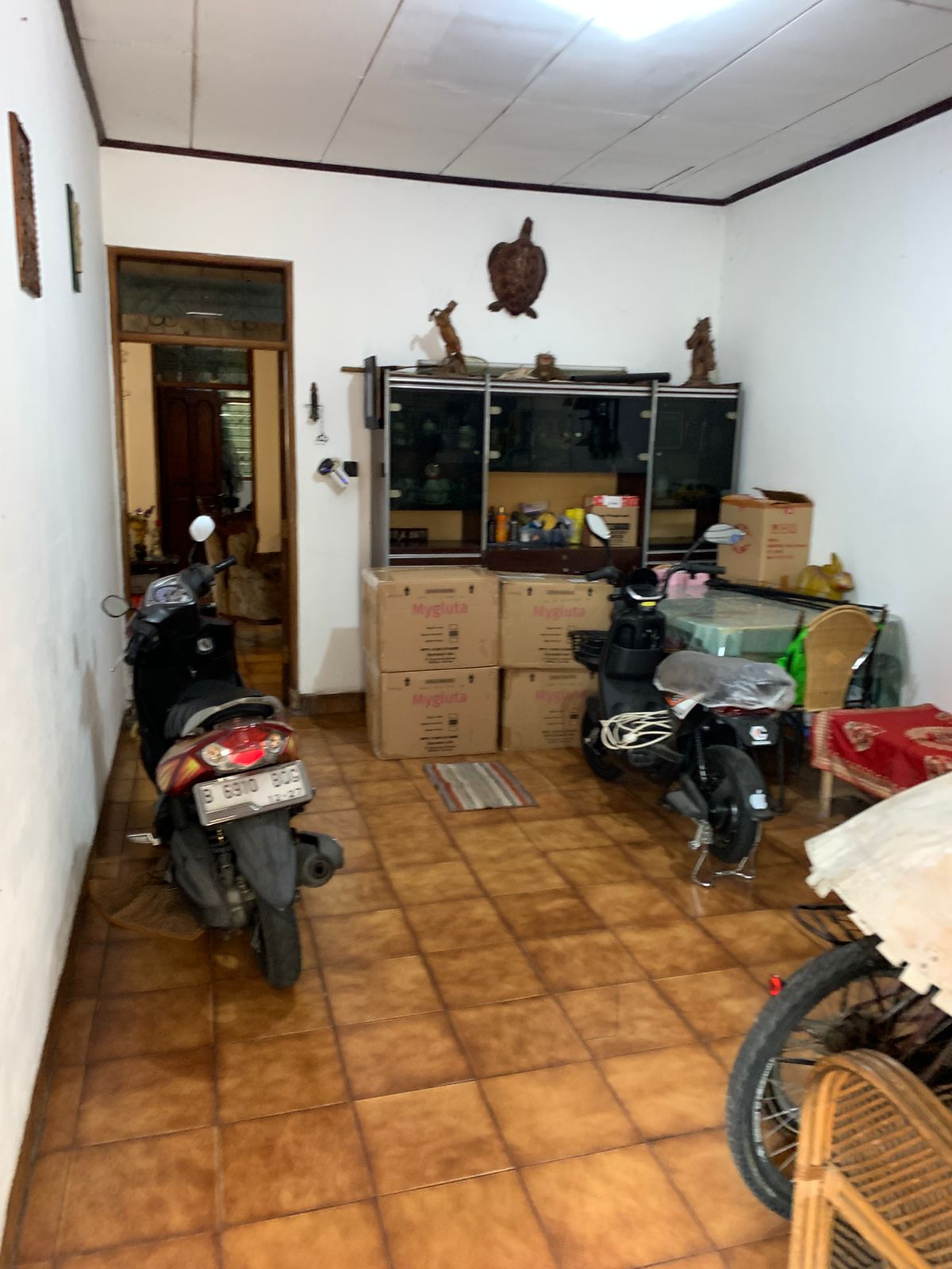 Jual rumah komplek posisi kuldesak di Palmerah, Jakarta Barat