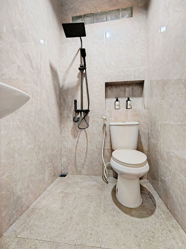 Rumah Modern CLassic Siap Huni di Sayap Jl. Soekarno Hatta Bdg