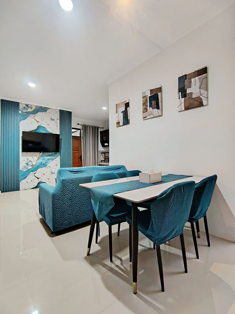 Rumah Modern CLassic Siap Huni di Sayap Jl. Soekarno Hatta Bdg