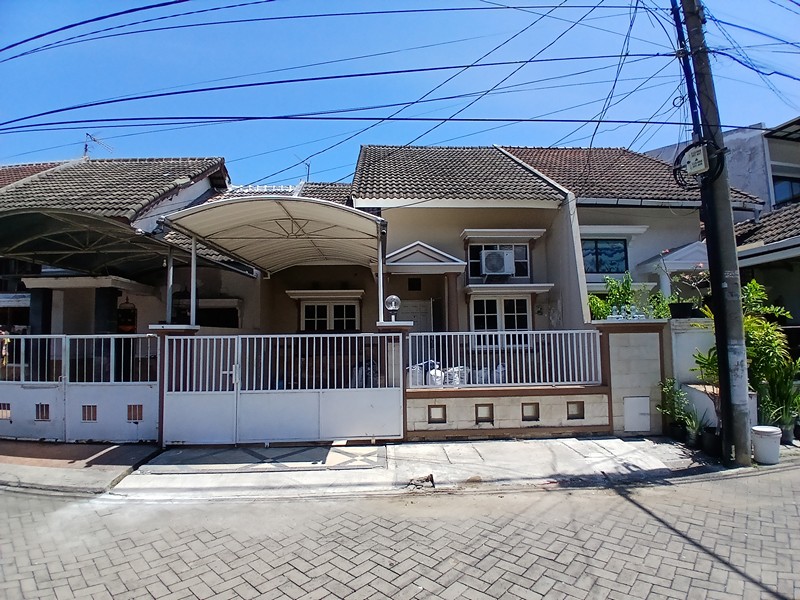 SEWA Rumah Taman Pondok Indah, Wiyung, Surabaya - Hommy & Cosy