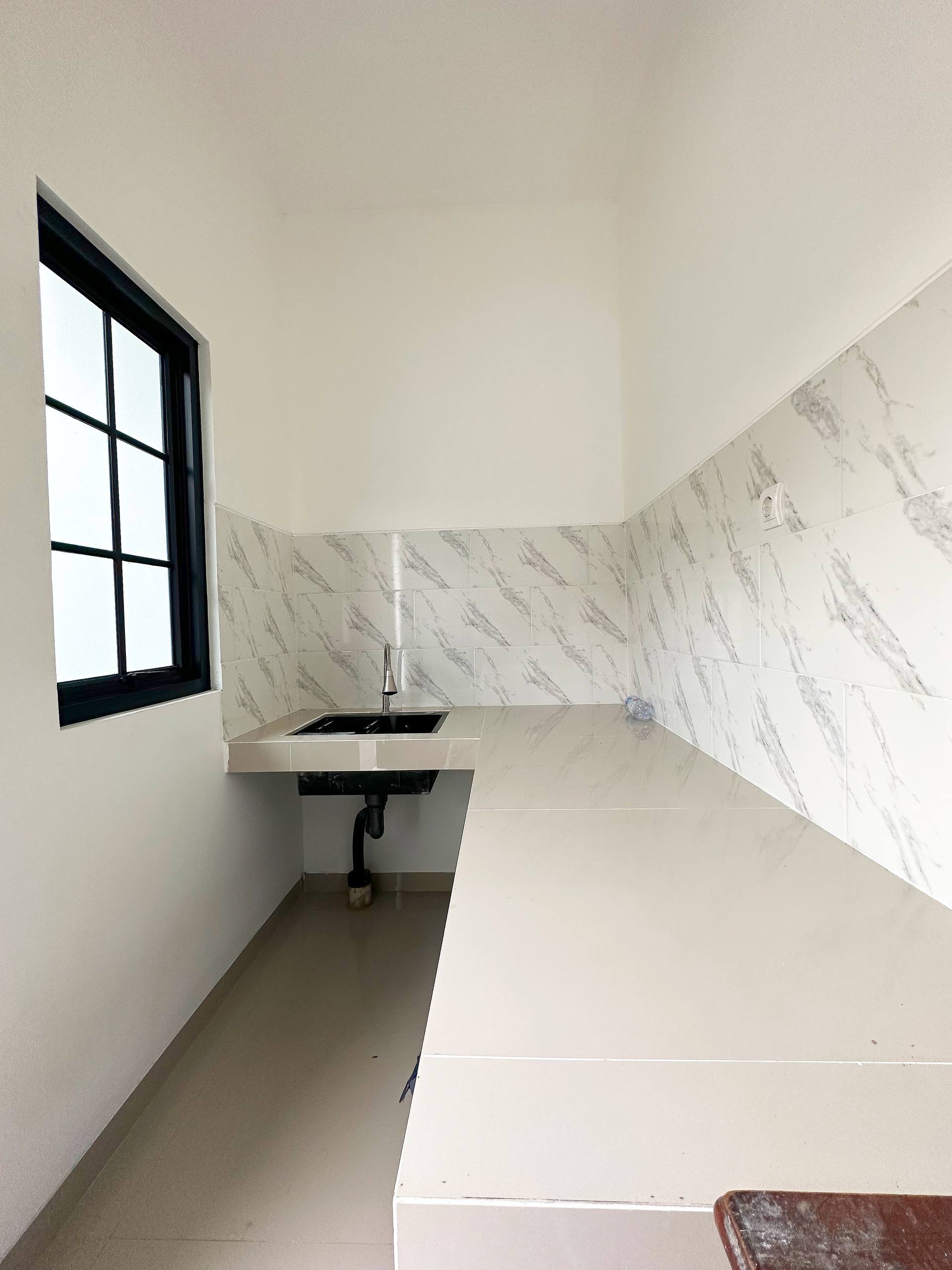 Rumah Baru 2LT di Srengseng Sawah Jagakarsa Jakarta Selatan