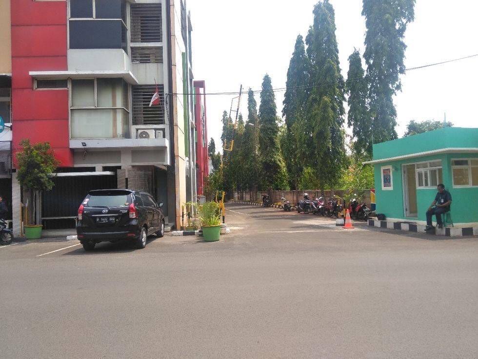 Dijual Ruko Plaza De Lumina Taman Semanan Indah, Jakarta Barat
