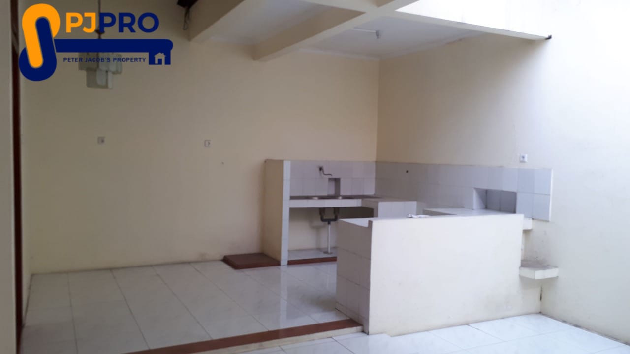 Dijual Rumah Siaphuni Posisi Hook di Harapan Indah Bekasi