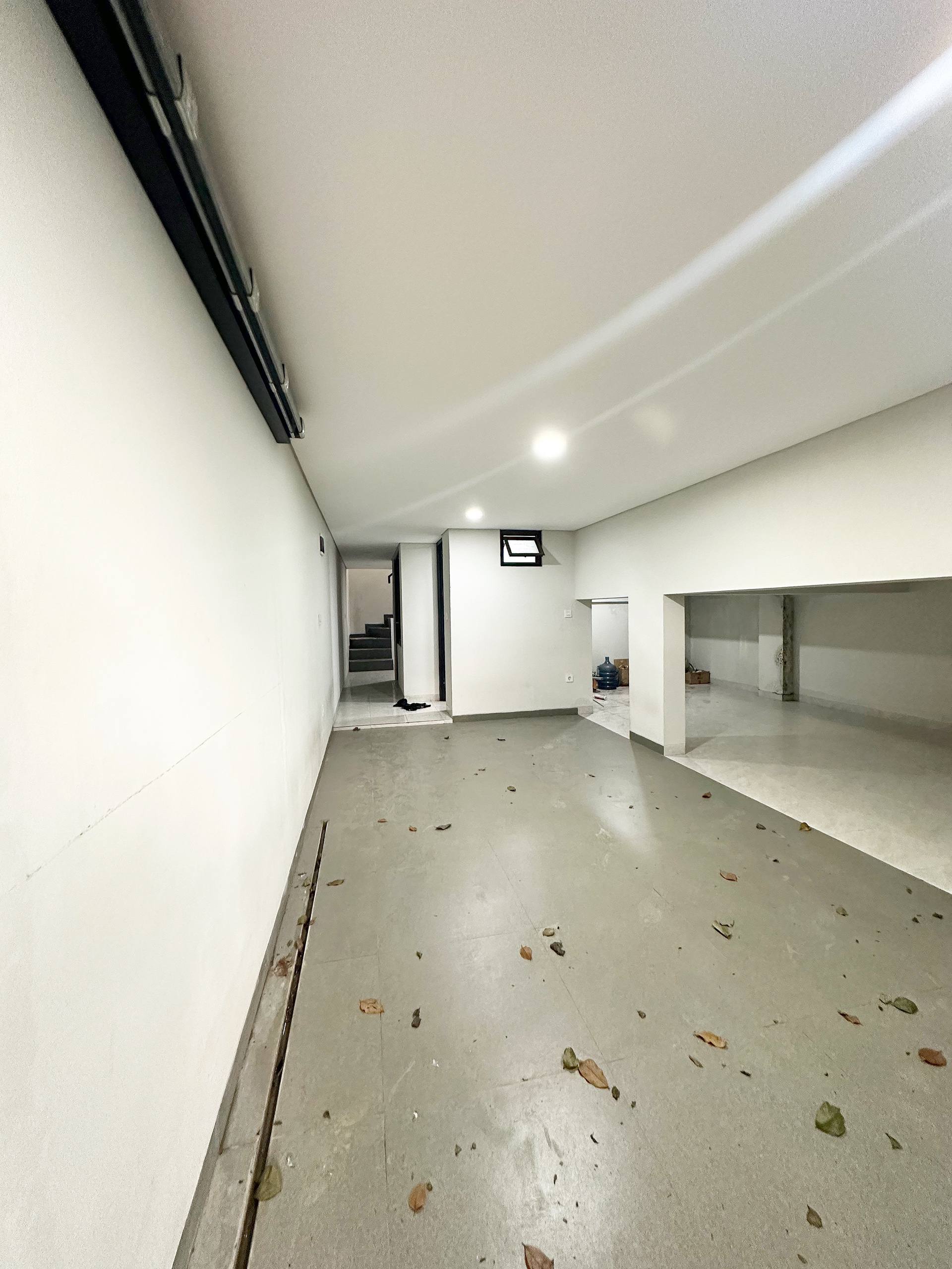 Rumah 3 lantai Duren Sawit Jakarta Timur dekat terusan BKT