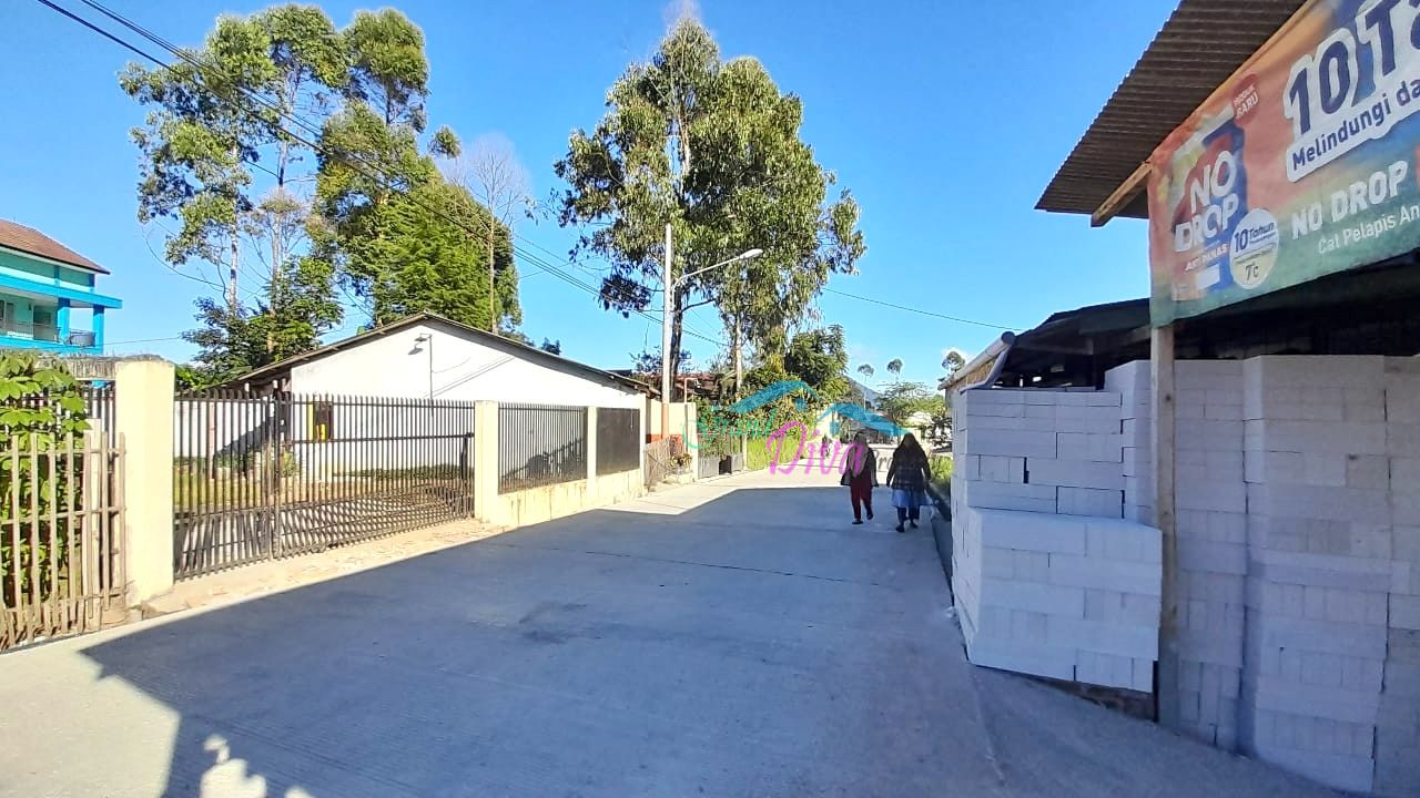 RUMAH SEMI VILLA DI PANGALENGAN BANDUNG DENGAN VIEW KEBUN TEH