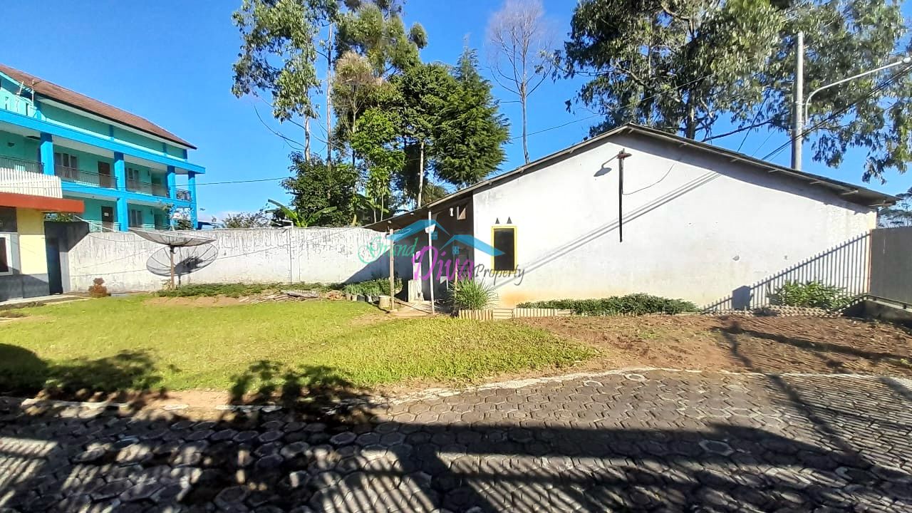 RUMAH SEMI VILLA DI PANGALENGAN BANDUNG DENGAN VIEW KEBUN TEH