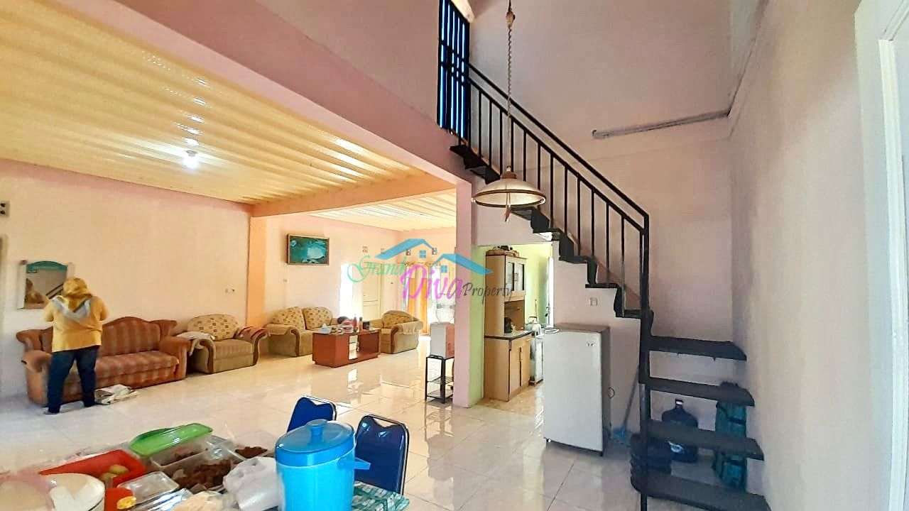 RUMAH SEMI VILLA DI PANGALENGAN BANDUNG DENGAN VIEW KEBUN TEH