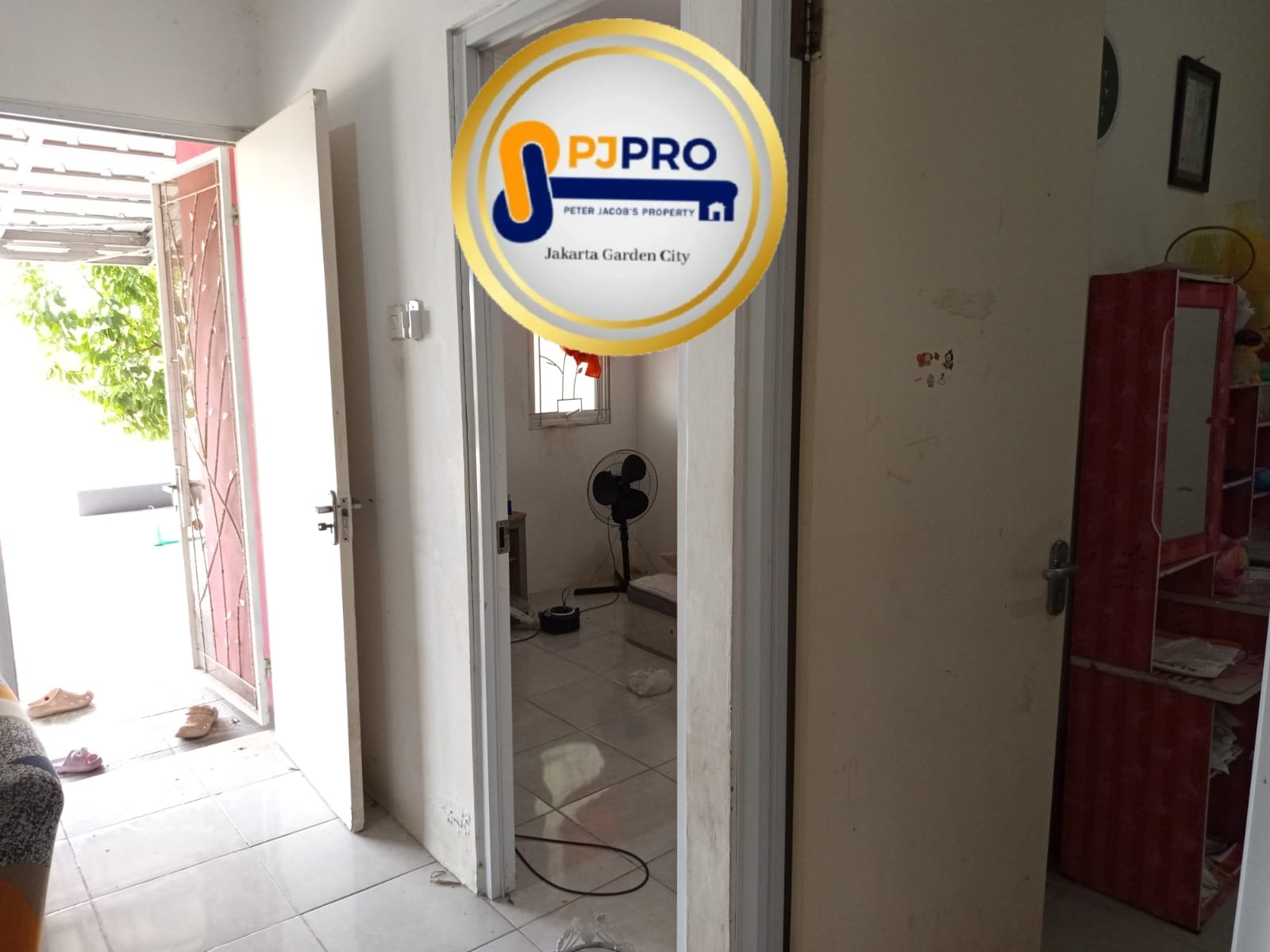 Dijual Rumah Mungil 2unit Gandeng di Daerah Buni Bakti