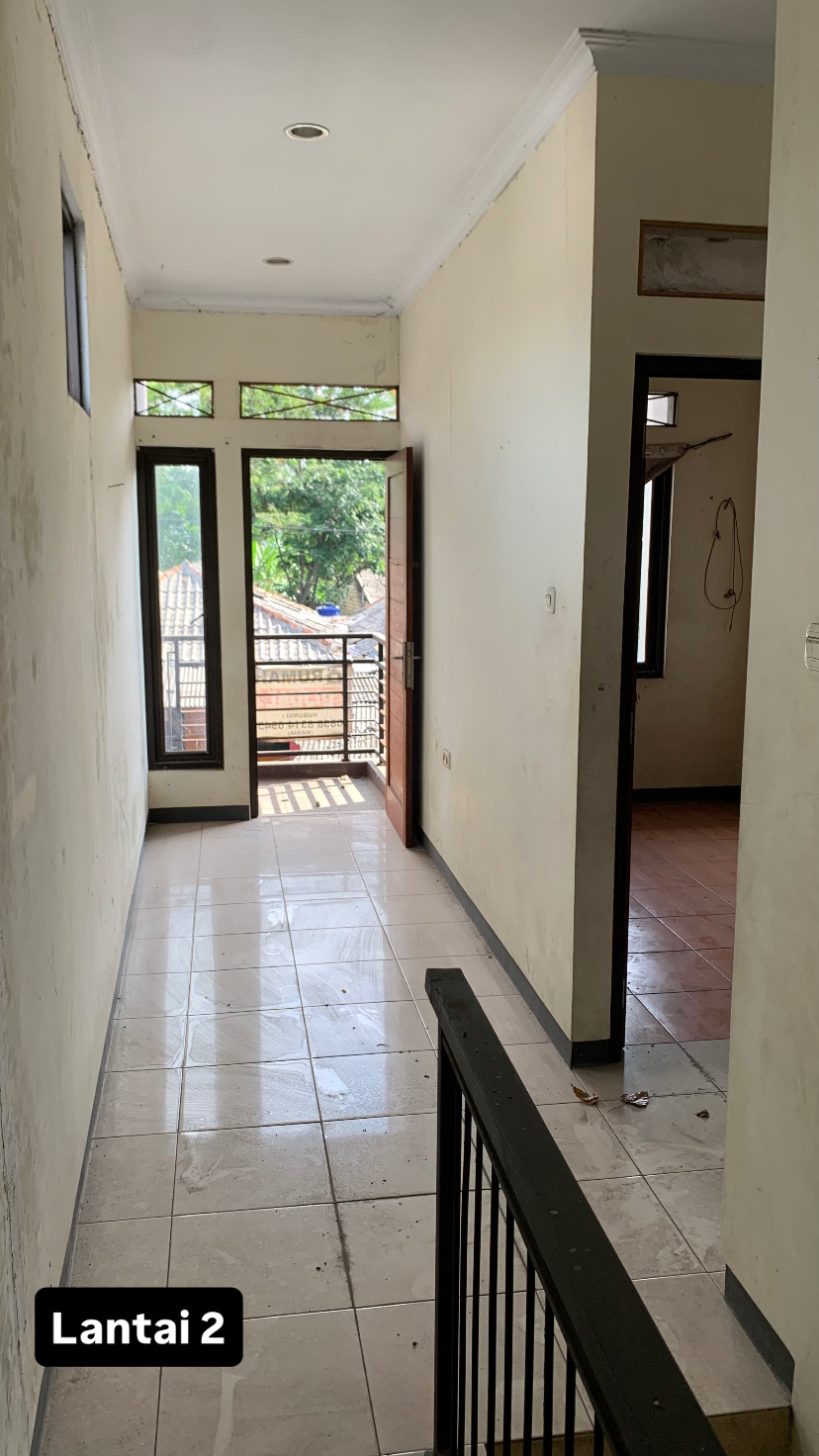 DIJUAL CEPAT‼️ Rumah 2 Lantai Siap Huni – Lokasi Strategis