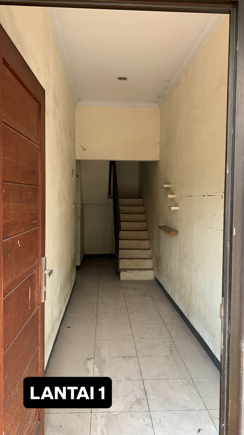 DIJUAL CEPAT‼️ Rumah 2 Lantai Siap Huni – Lokasi Strategis