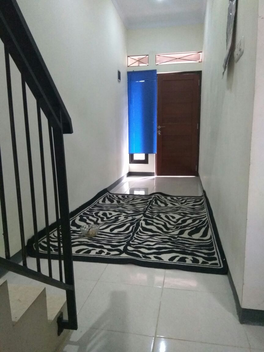 DIJUAL CEPAT‼️ Rumah 2 Lantai Siap Huni – Lokasi Strategis