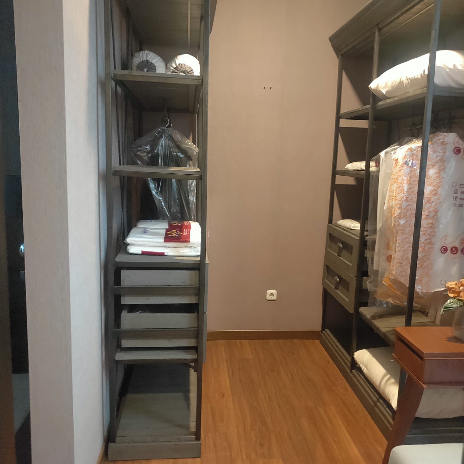 Jual town house cluster baru di Jeruk Purut