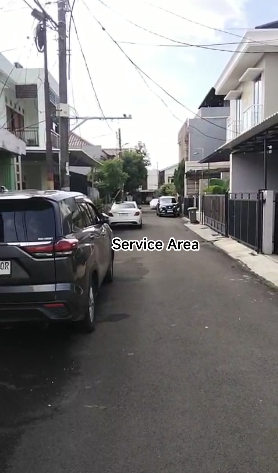 Dijual Tanah Bonus Rumah dalam Komplek Strategis di Ciputat