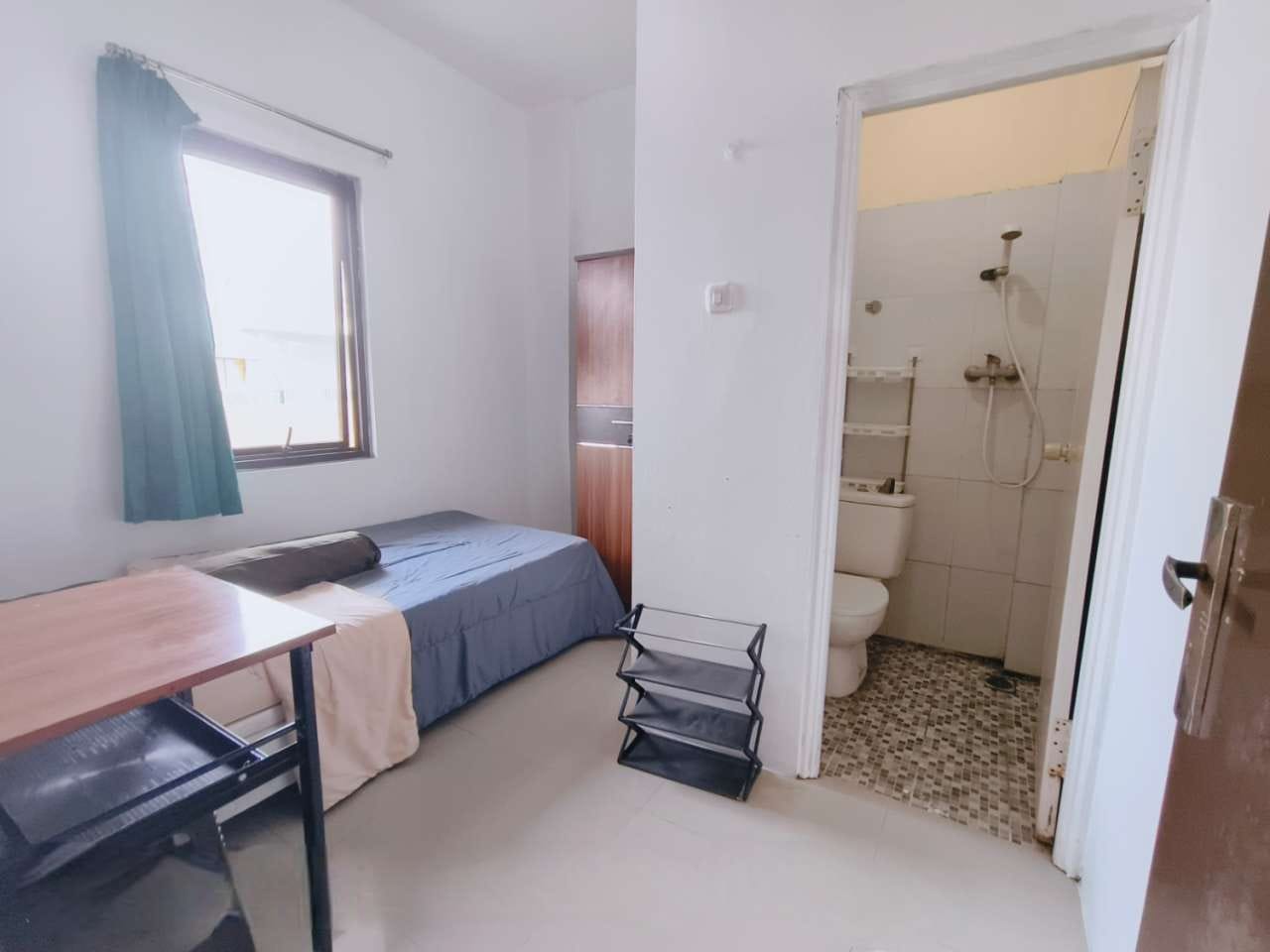 Dijual Rumah Kost di Jl. Tomang Tinggi, Tomang, Jakarta Barat