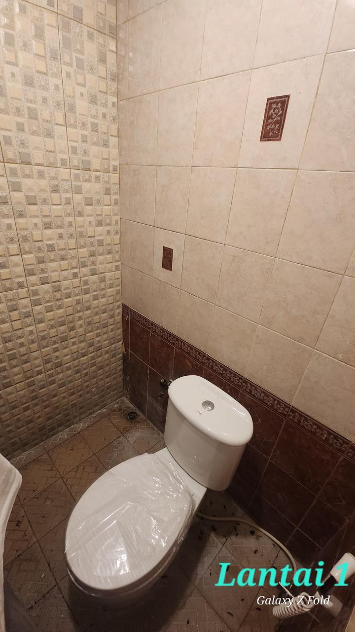 Jual ruko semi hook di Radio Dalam Raya, Kebayoran Baru, Jaksel