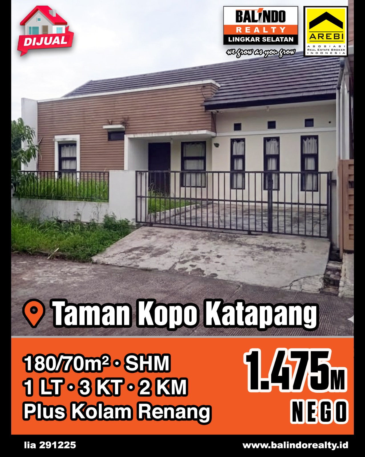 Dijual Rumah Nyaman Plus Kolam Renang di Taman Kopo Katapang