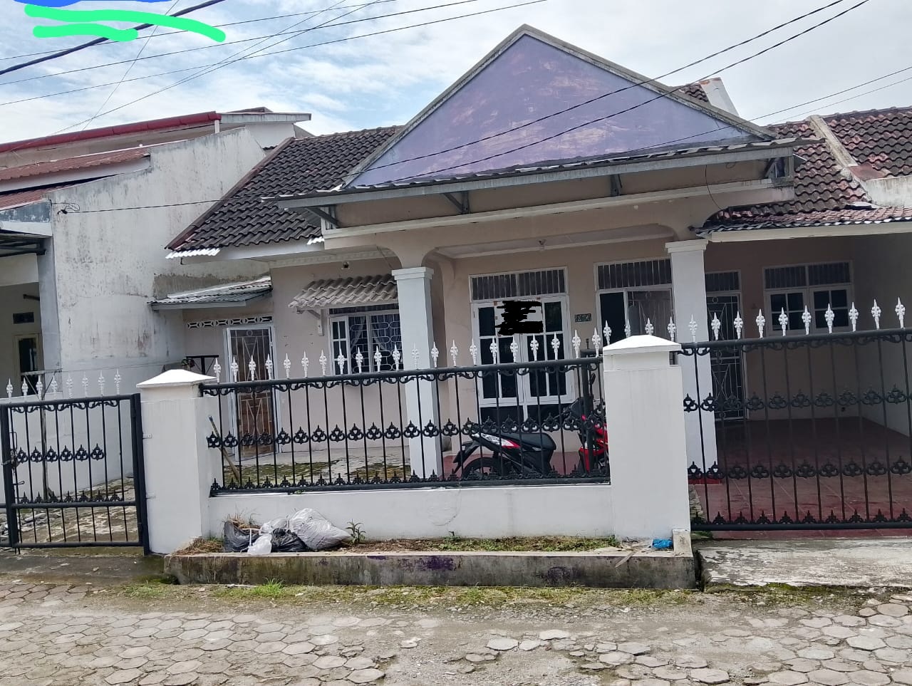 Dijual - Rumah Tinggal, Komplek JIP 1 (Medan Johor)