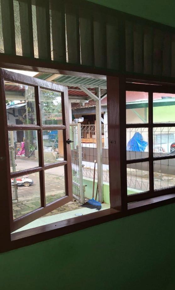 Rumah Cantik Strategis Dijual di Pangkalan Jati, Cinere