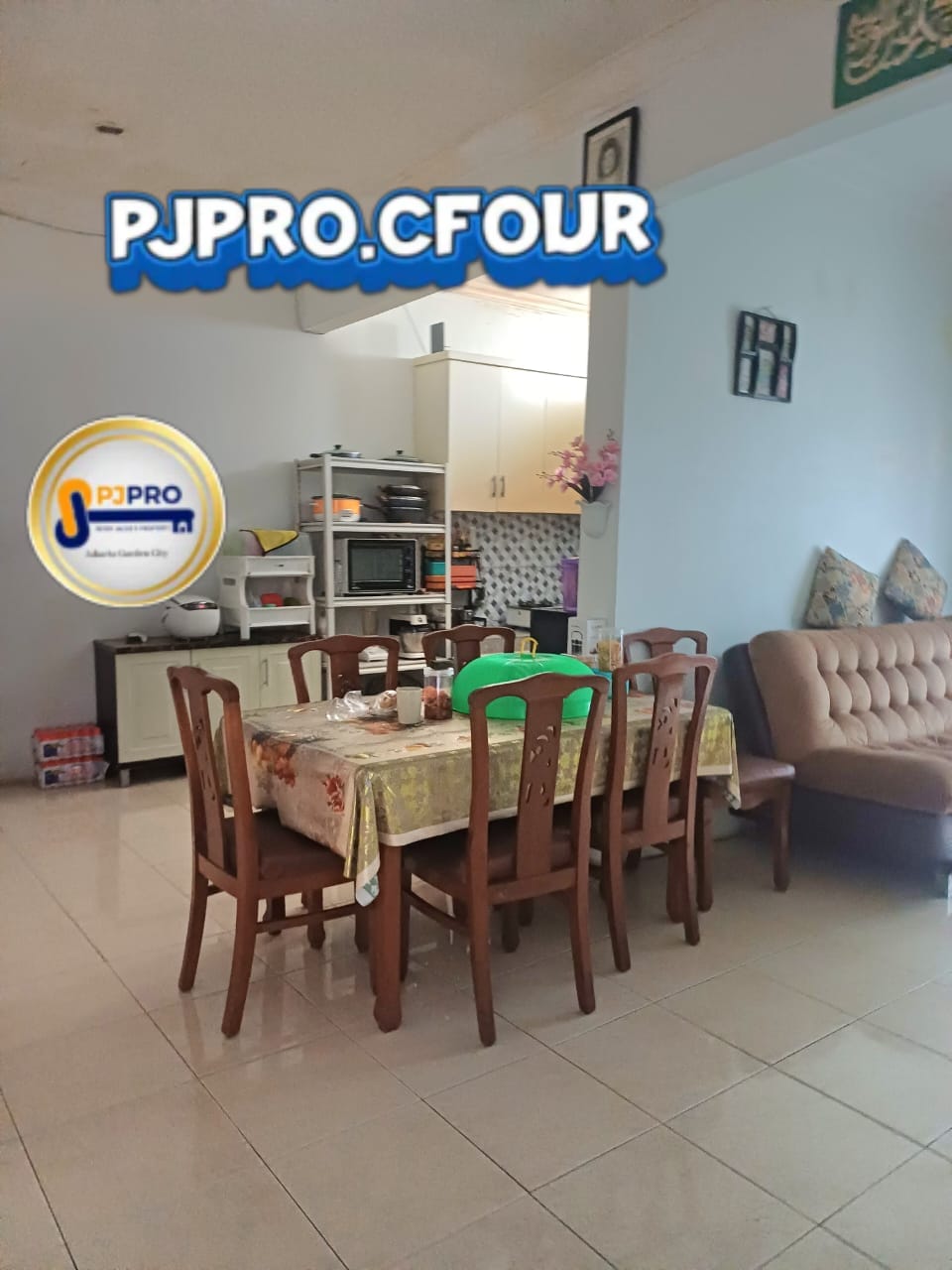 Dijual Rumah Posisi Hook Area Bebas Banjir di Taman Harapan Baru