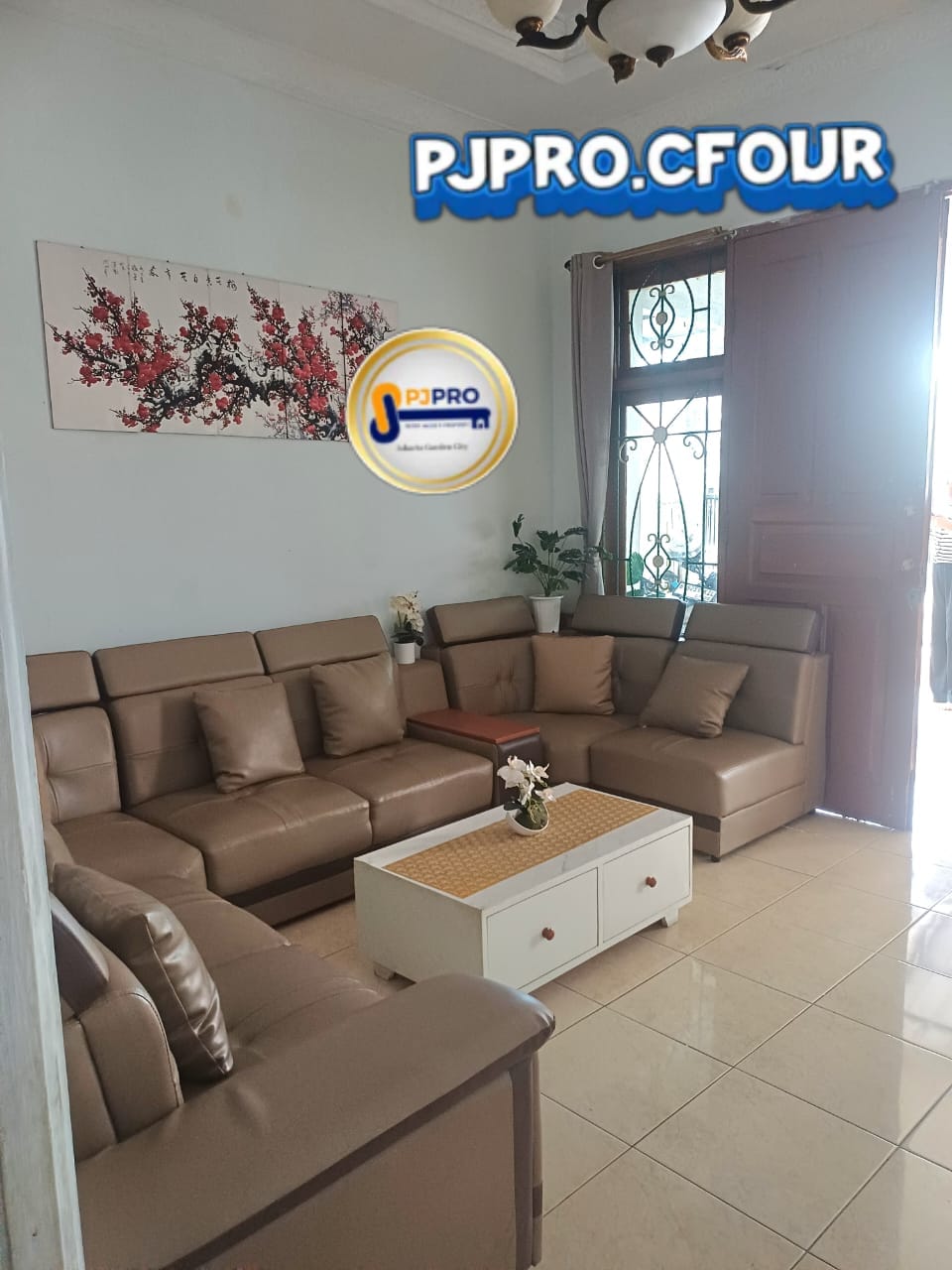 Dijual Rumah Posisi Hook Area Bebas Banjir di Taman Harapan Baru