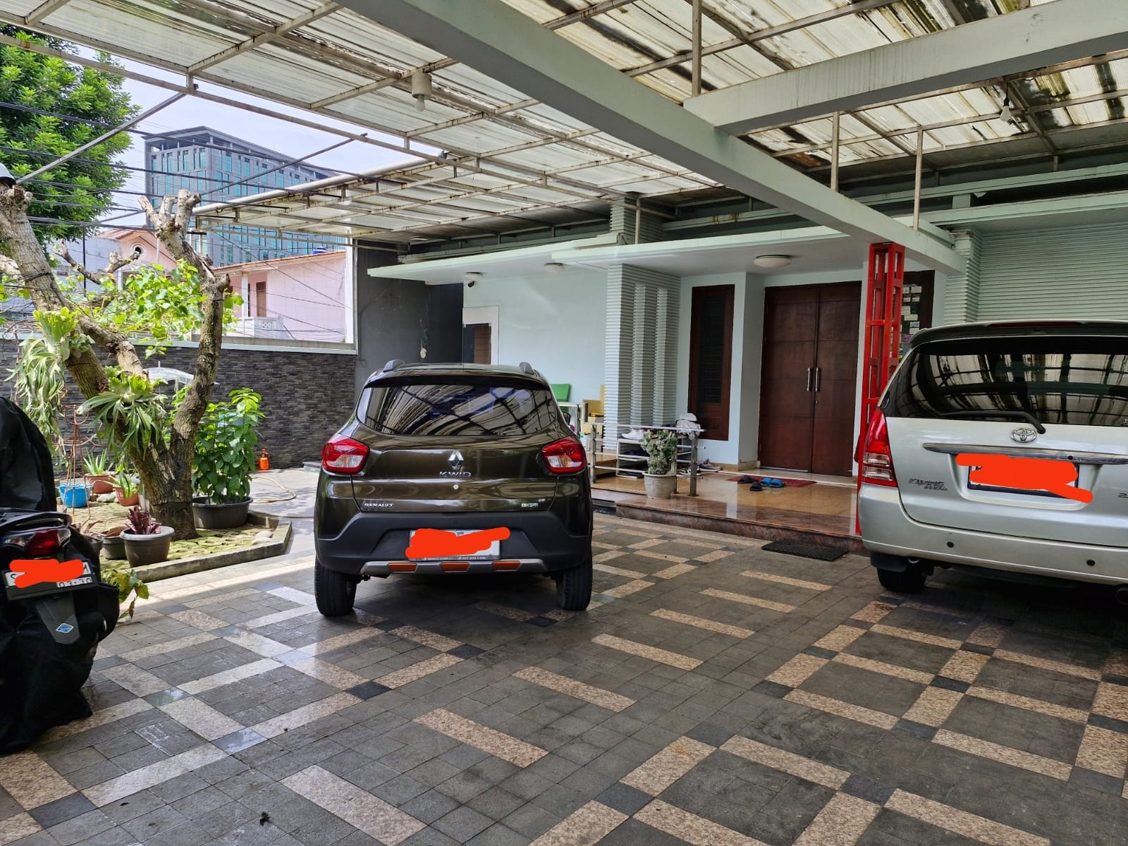 Jual rumah luas dan nyaman di Baung Raya, Kebagusan, Pasar Mingg