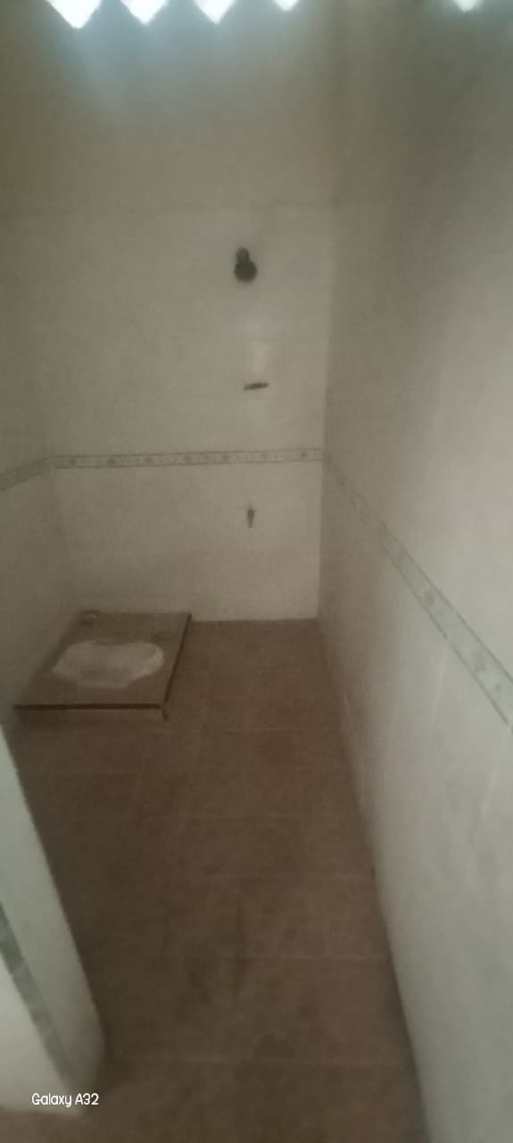 Rumah Super Strategis Pinggir Jalan Raya Area Karet, 750 Meter k