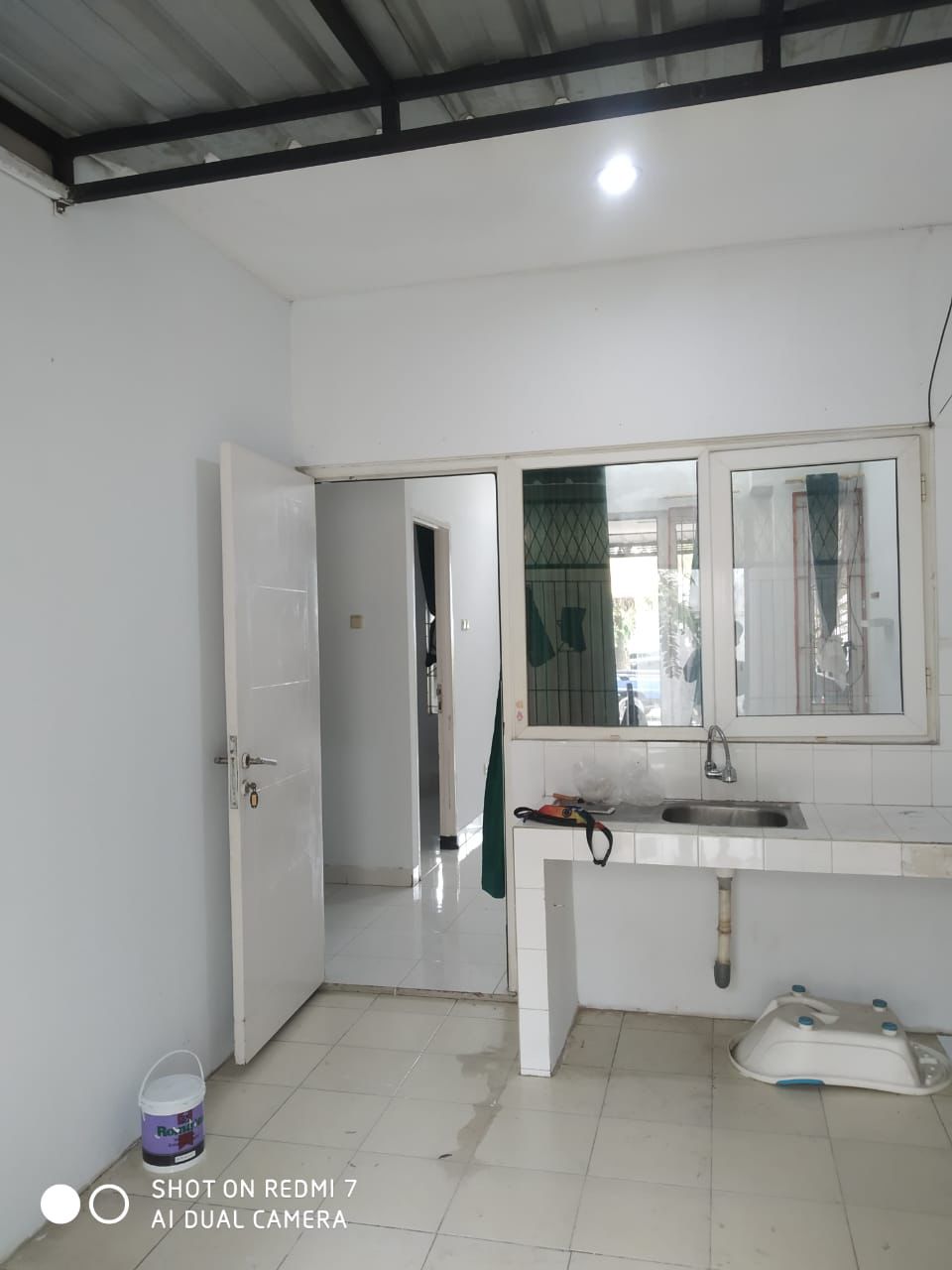 Rumah second Kawasan Citra Grand Cibubur Hunian terpadu