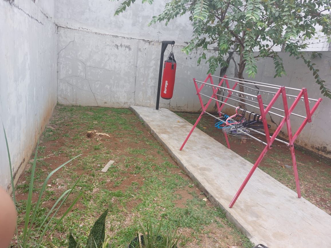 Rumah second Kawasan Citra Grand Cibubur Hunian terpadu