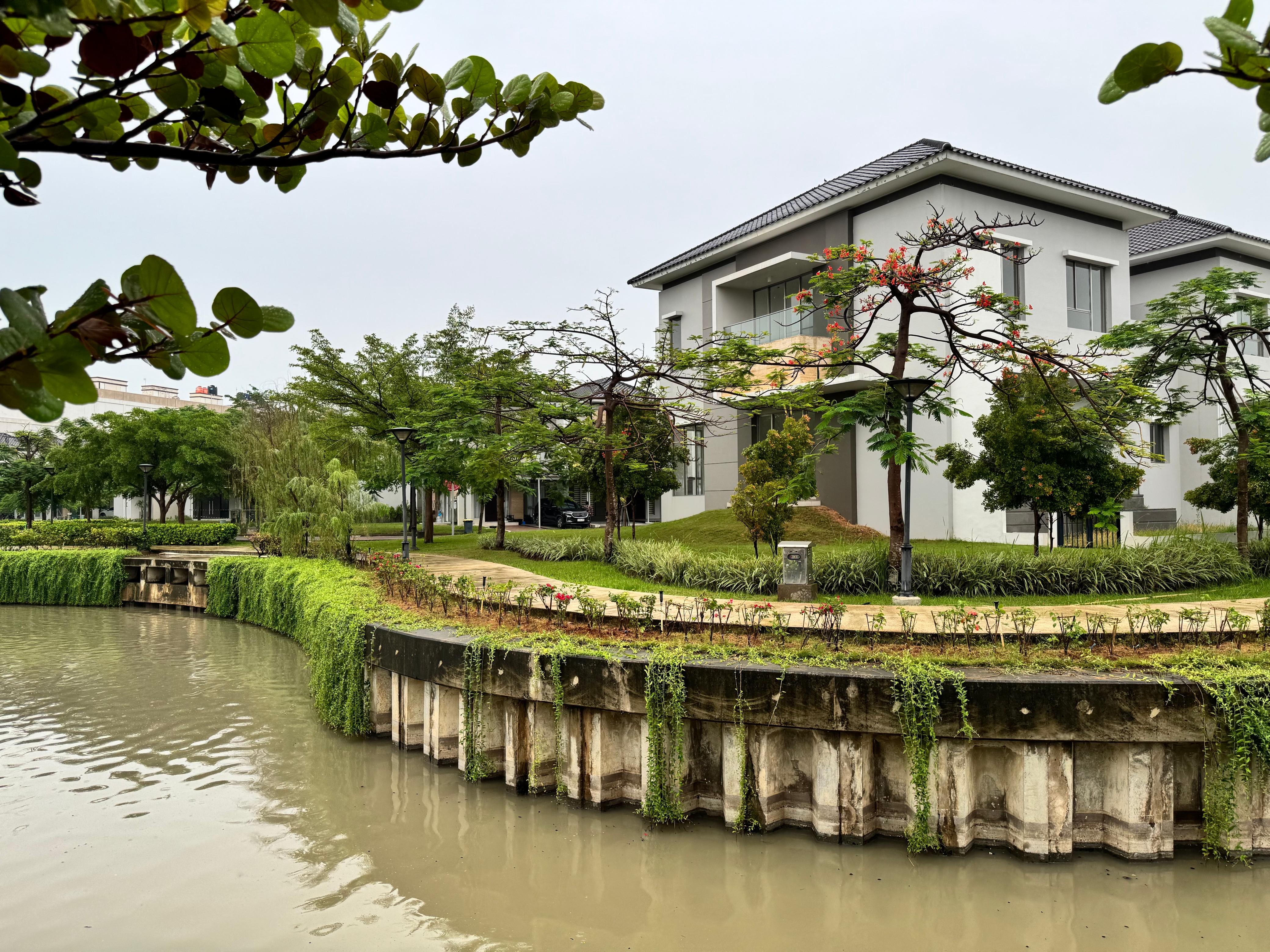 Dijual Rumah Golf Island Cluster The Piano, PIK, Jakarta Utara