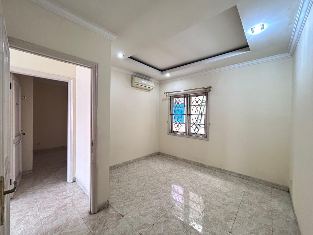 Rumah secondary Kawasan elit Cibubur Raffles Hills