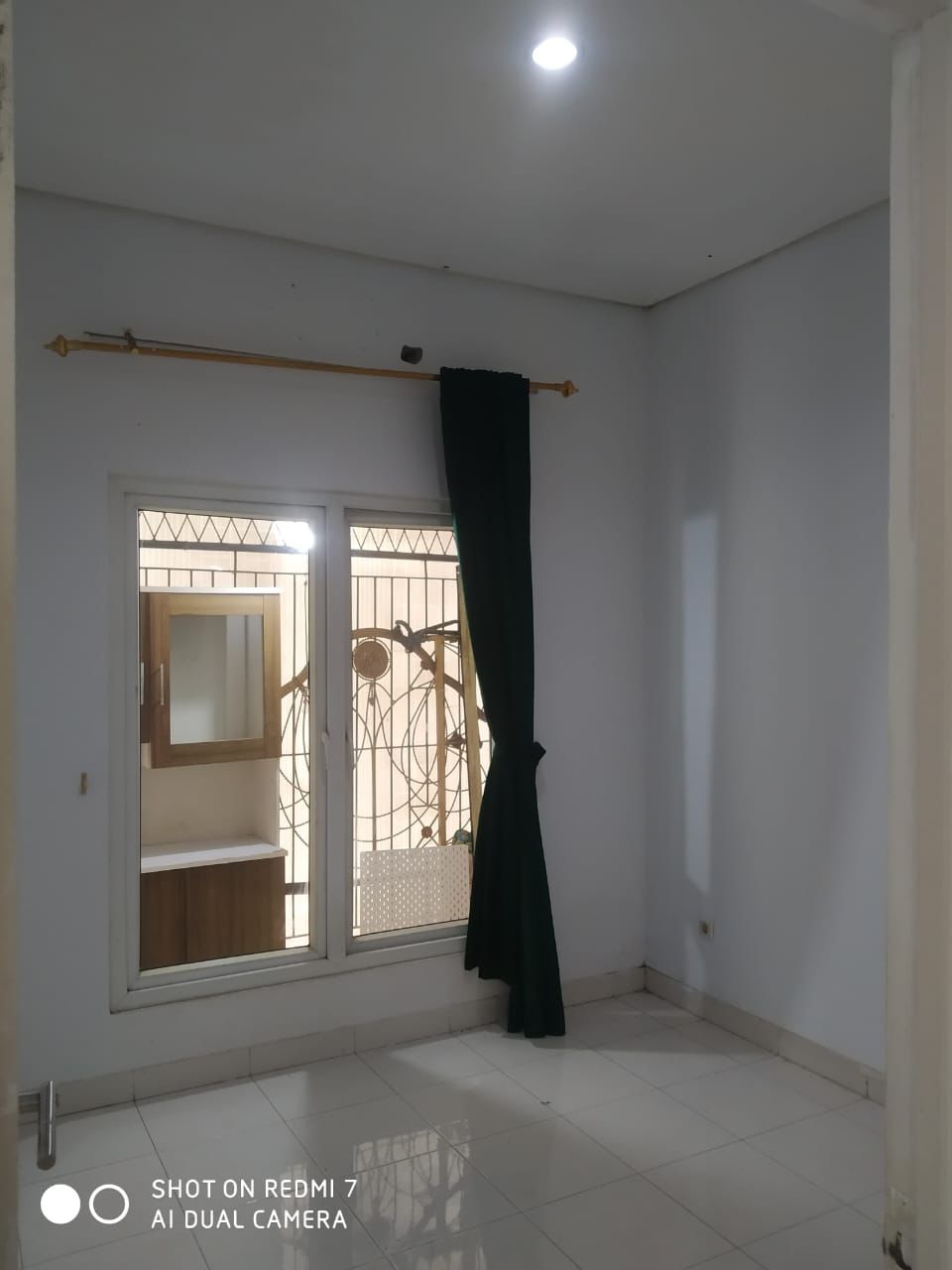 Rumah second Kawasan Citra Grand Cibubur Hunian terpadu