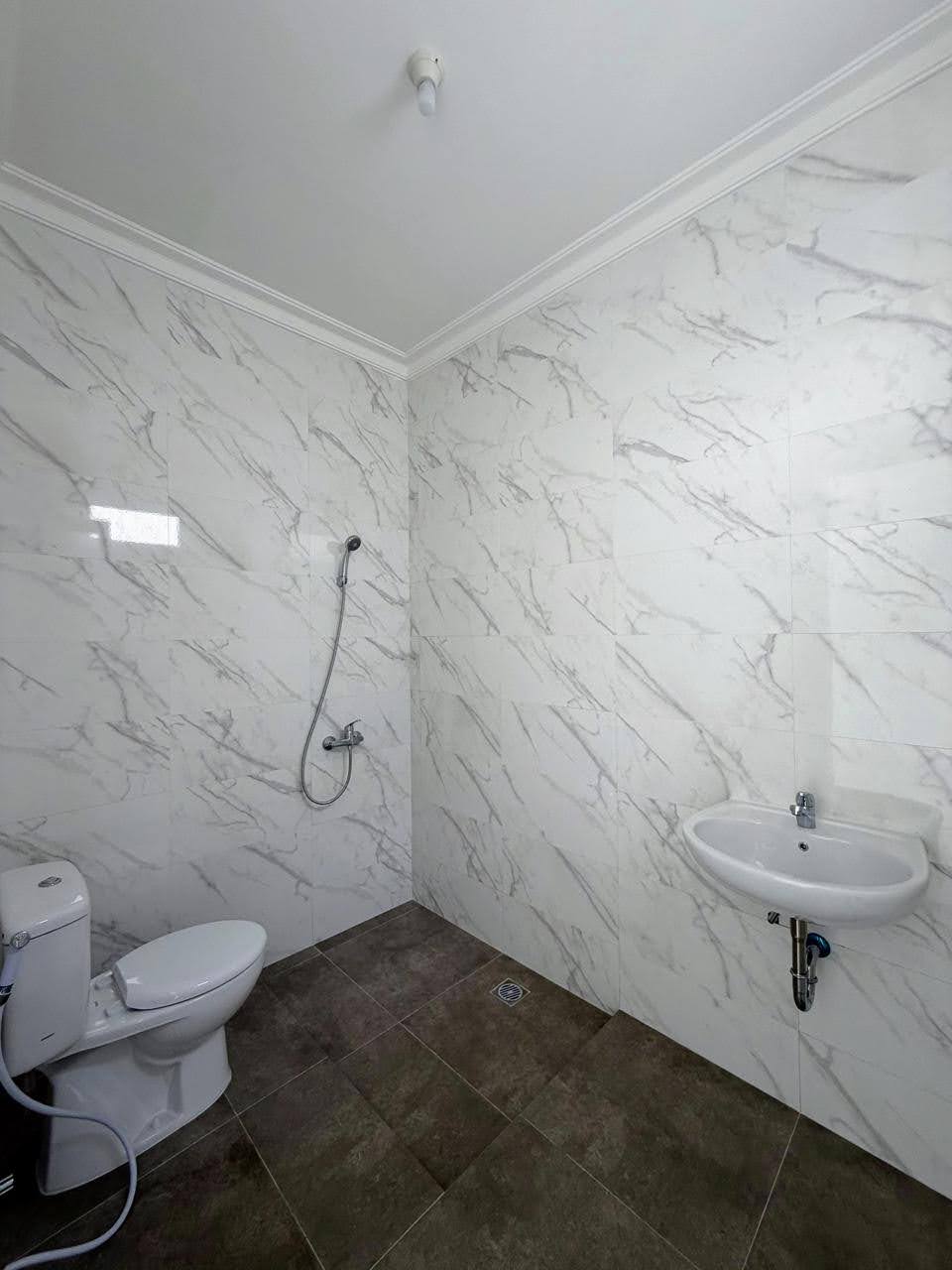 JUAL Rumah 2 Lantai Baru Gress BUKIT PALMA Modern Minimalis