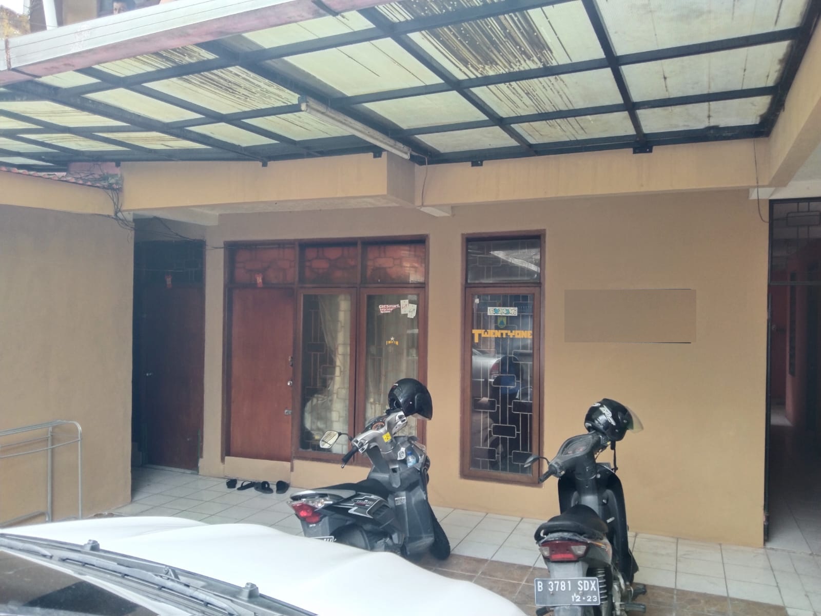 Jual rumah kost selangkah dari ITB di Lebag Gede, Bandung
