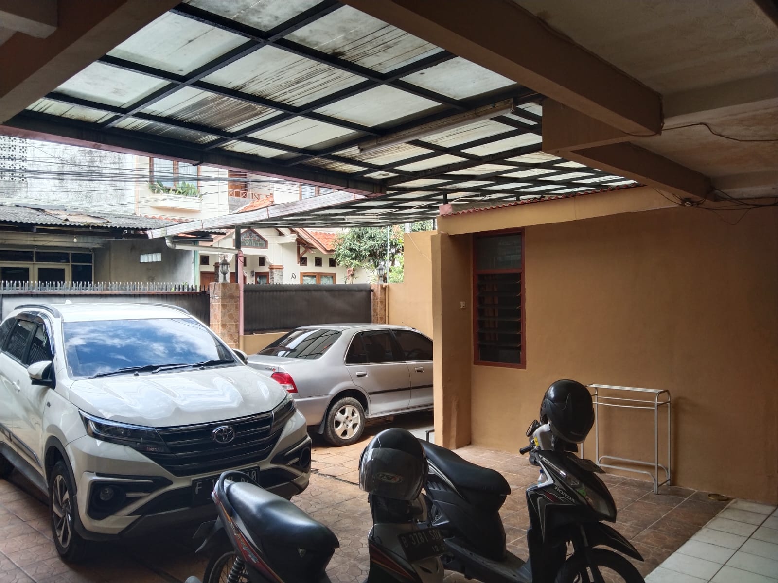 Jual rumah kost selangkah dari ITB di Lebag Gede, Bandung