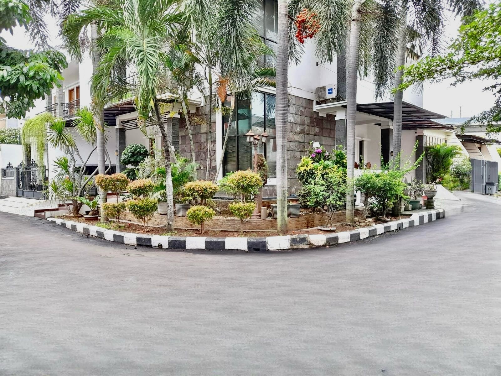 DIJUAL CEPAT RUMAH BAGUS SIAP HUNI DI VILLA JAKASETIA BEKASI SEL