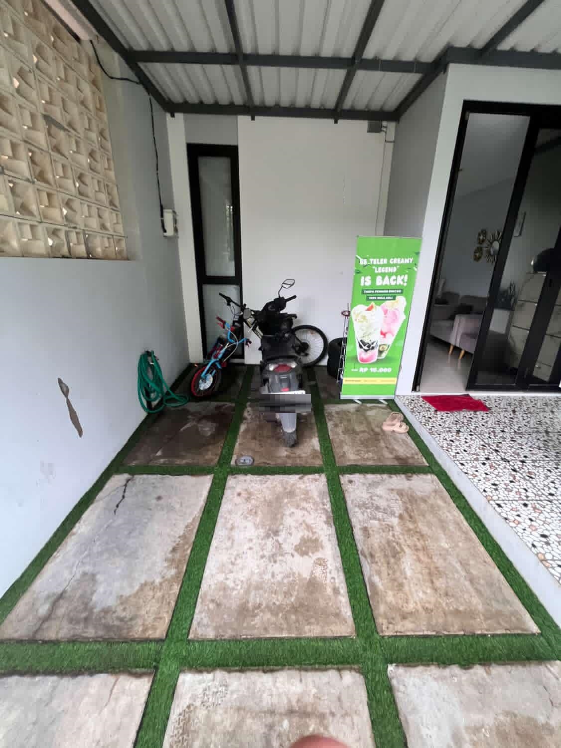 Rumah 2 lantai nyaman terawat di Komplek Bumi Adipura Gedebage