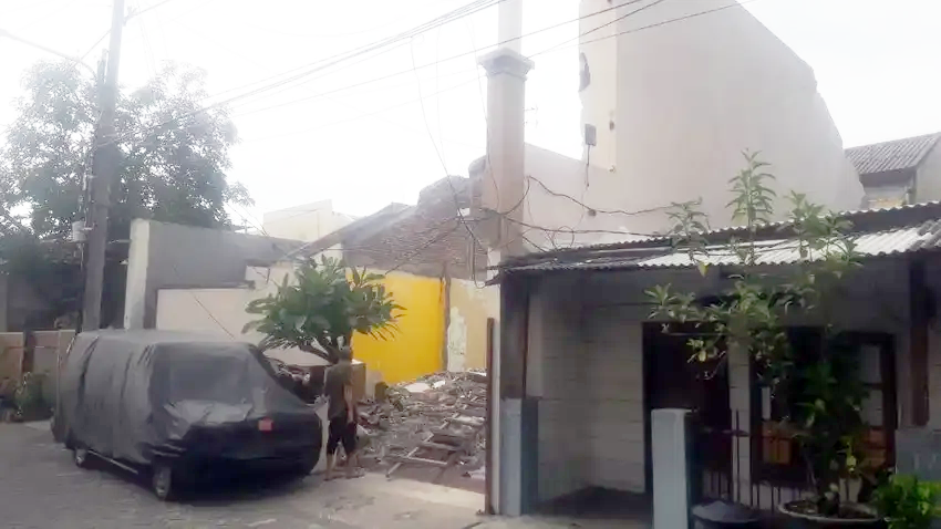 Dijual Tanah Lokasi Jagir Strategis Aman, Tetangga Baik, Mengunt