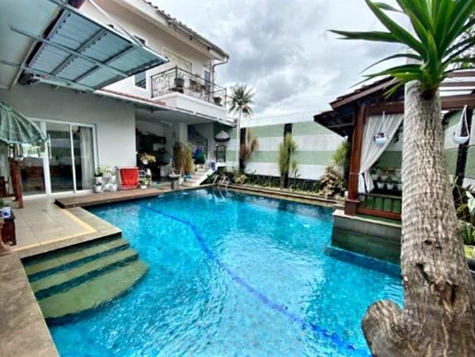 Jual rumah nyaman strategis dan elegan di Pringondani, Cimanggis