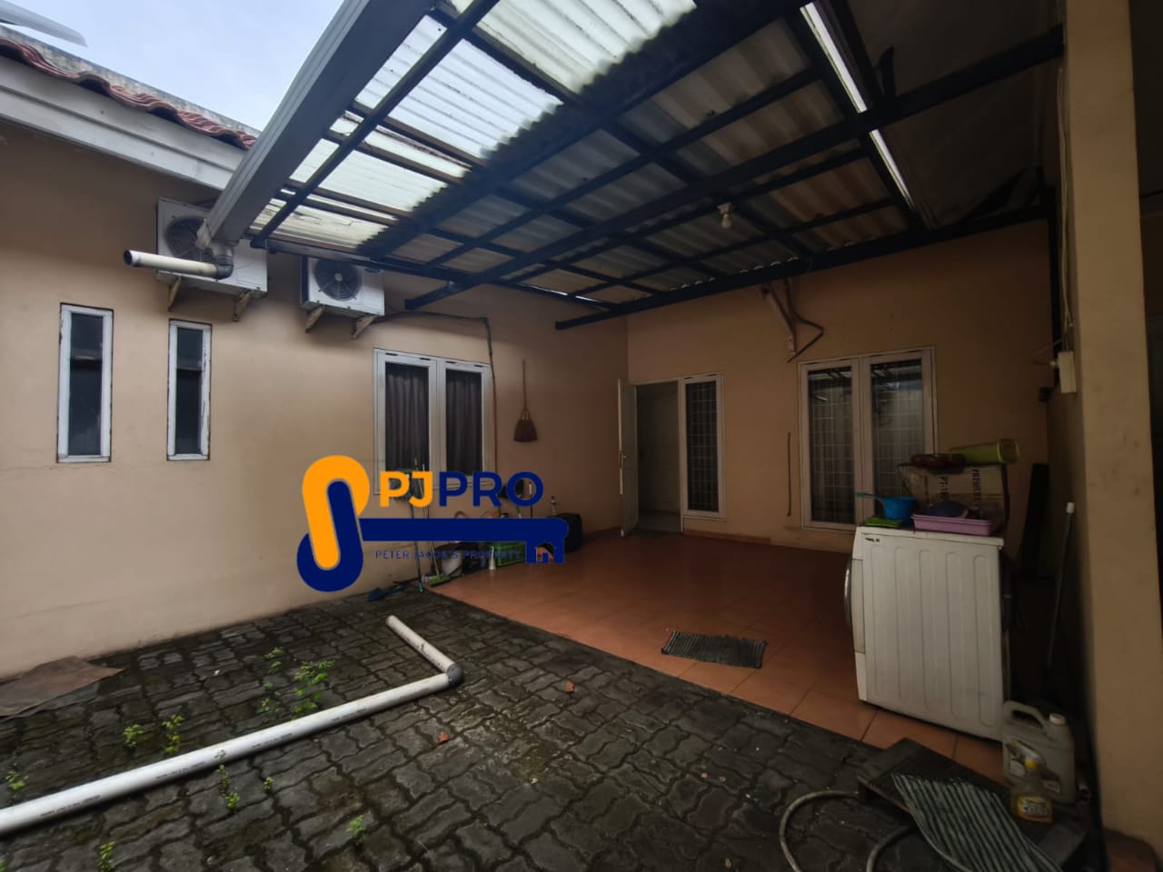 Dijual Rumah Bagus Besar di Bulevar Harapan Indah Bekasi