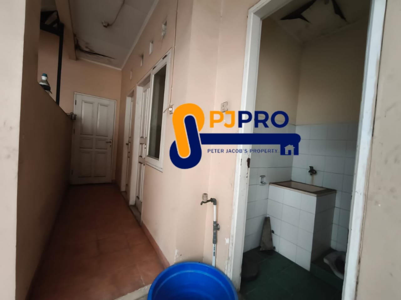 Dijual Rumah Bagus Besar di Bulevar Harapan Indah Bekasi