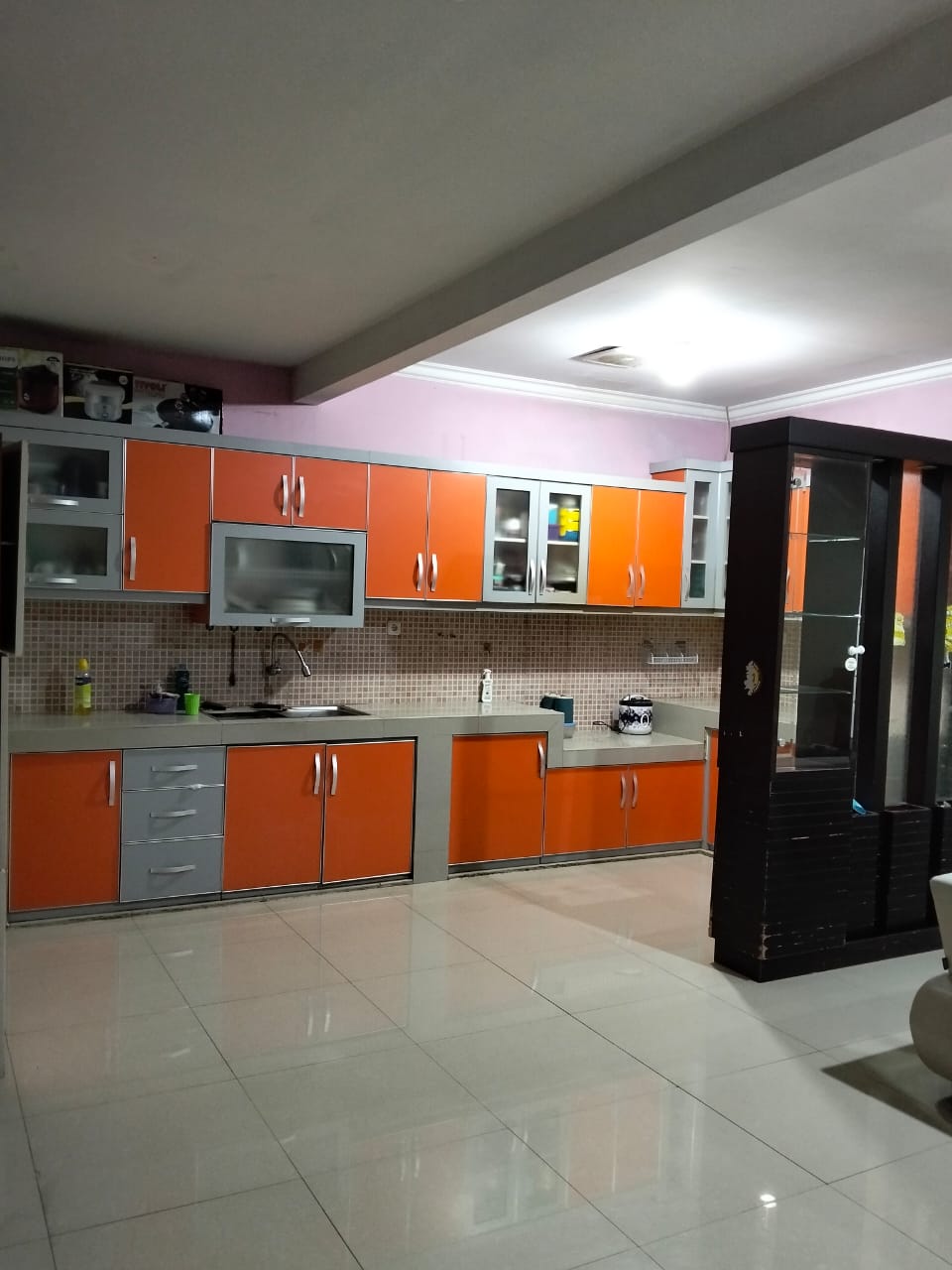 Jual/Sewa rumah nyaman dan strategis di Kelapa Hijau Residence