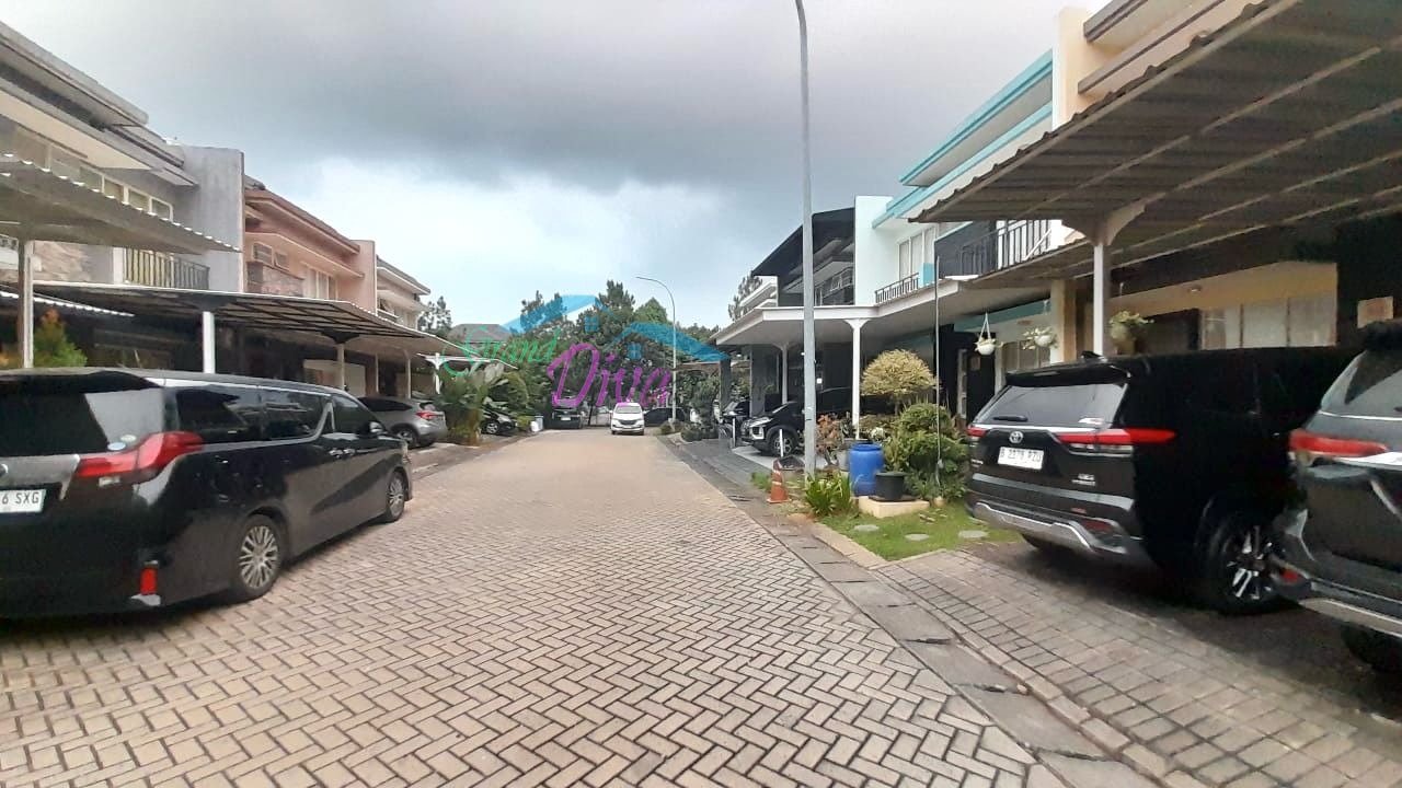 RUMAH DIJUAL DAN DI SEWA DI CLUSTER CENTRAL PARK GALAXY BEKASI